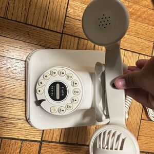 Retro Cream Rotary Dial Telephone